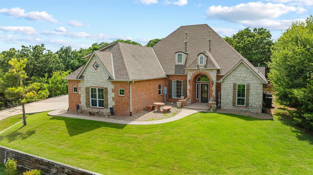 6405 Valley Ridge Drive Property Photo 1