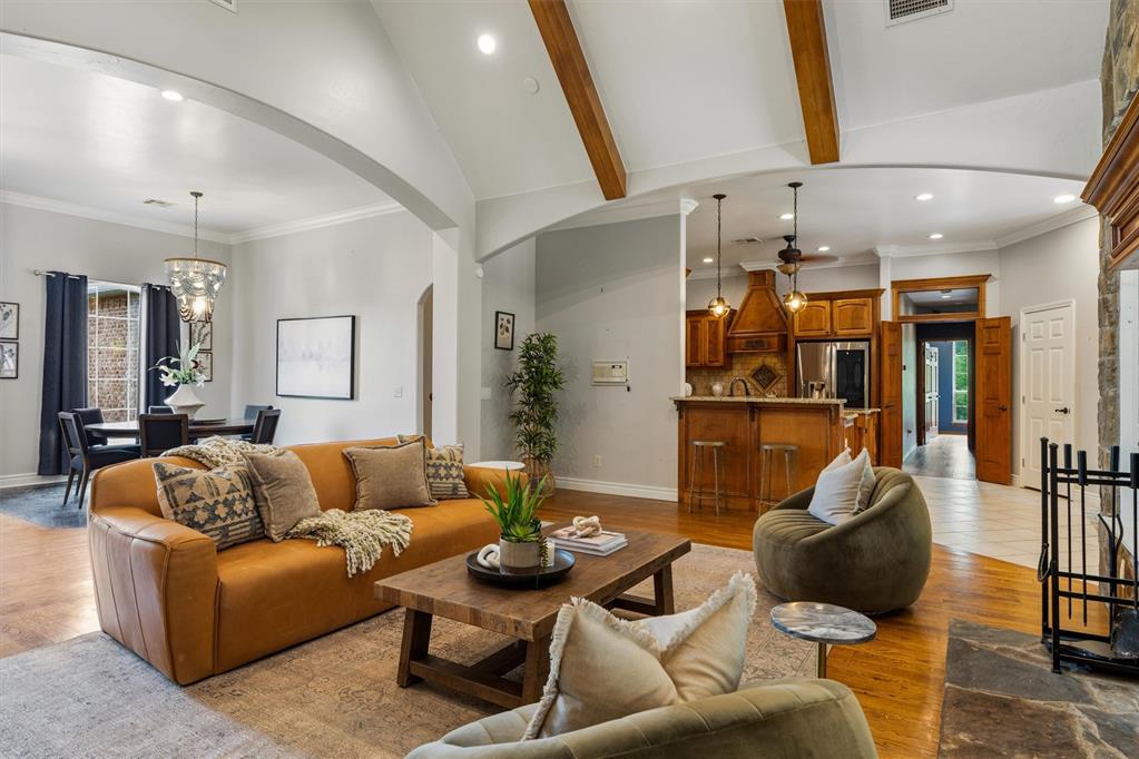6405 Valley Ridge Drive Property Photo 10