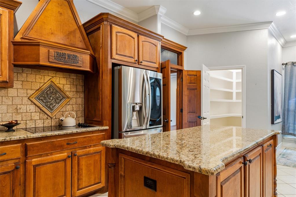 6405 Valley Ridge Drive Property Photo 14