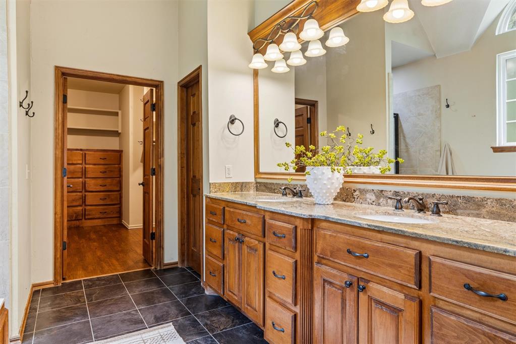 6405 Valley Ridge Drive Property Photo 21