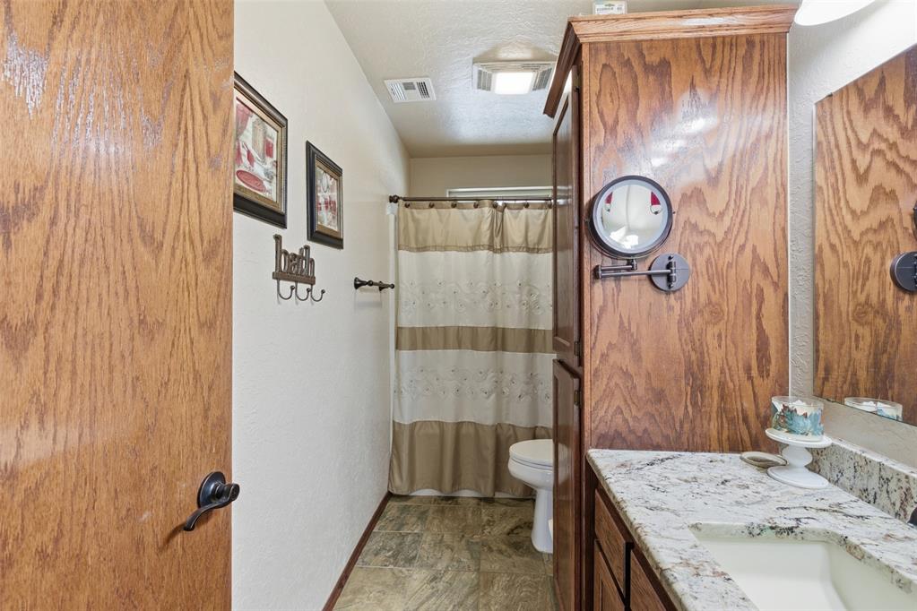 21229 Tamarack Road Property Photo 6