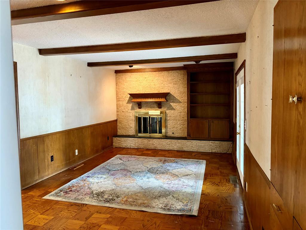 415 W Curtis Drive Property Photo 9