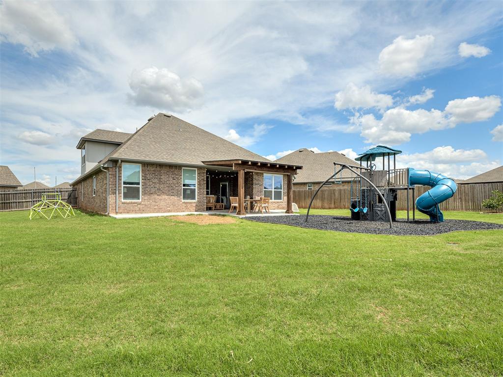 4224 Nw 156th Court Property Photo 45