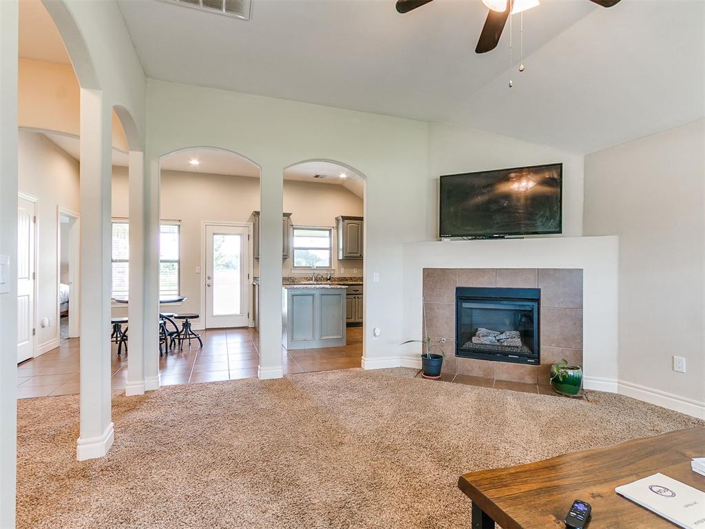 1233105 Property Photo 8