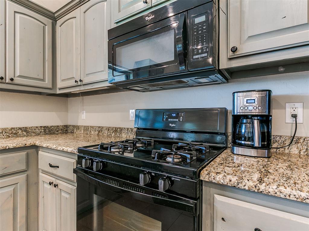 1233105 Property Photo 12