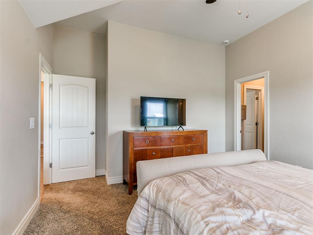 1233105 Property Photo 14