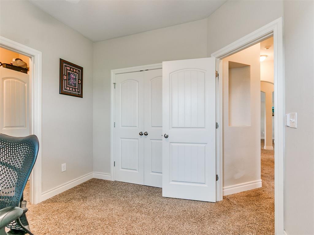 1233105 Property Photo 23