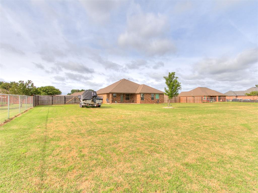 1233105 Property Photo 25