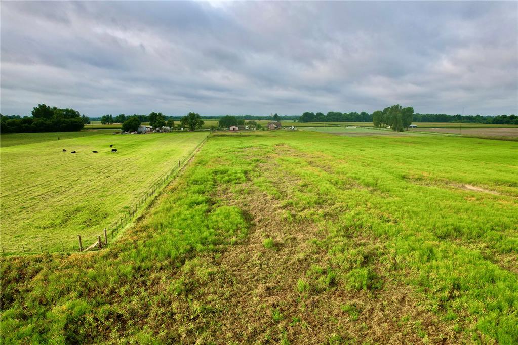 0006 N Harrah Road Property Photo 11