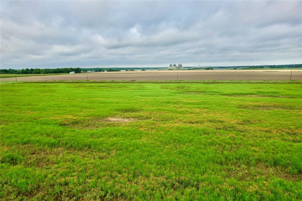 0005 N Harrah Road Property Photo 18