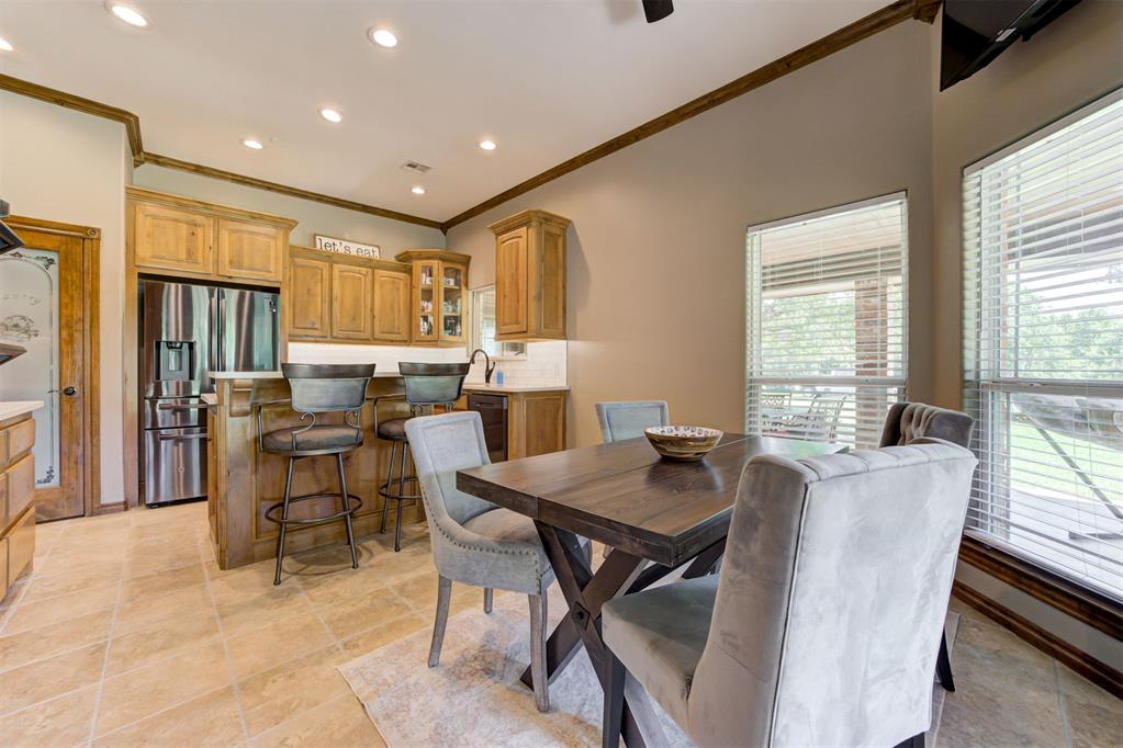 9100 Megans Way Property Photo 12