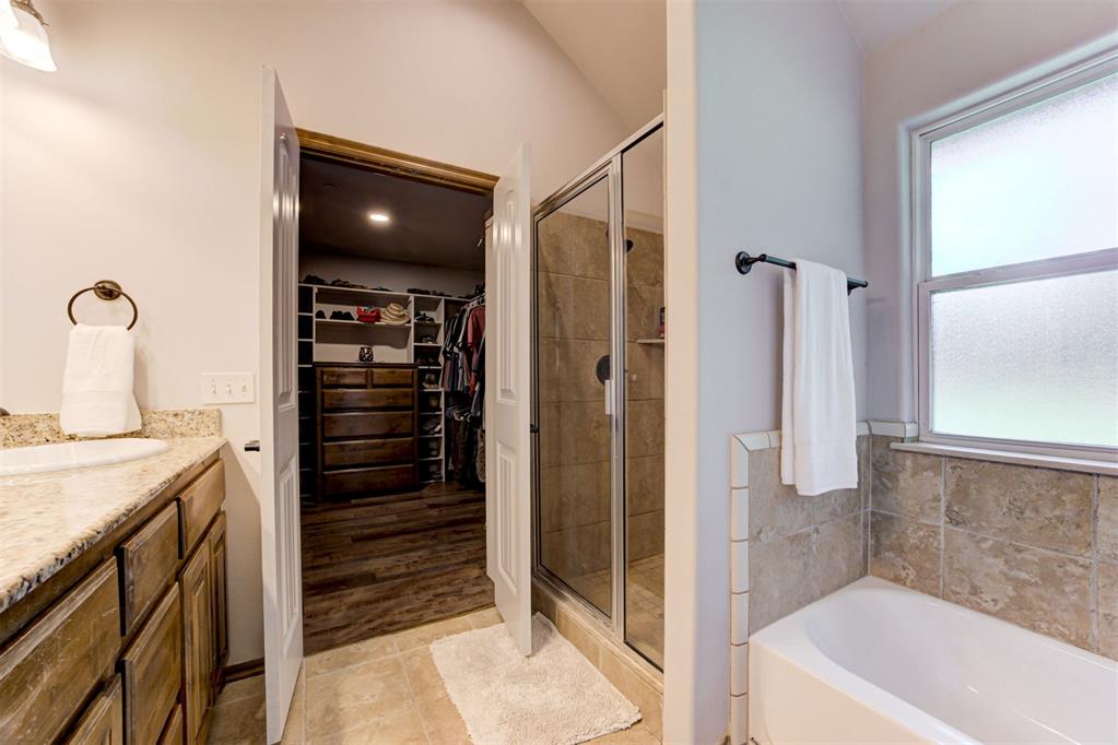 9100 Megans Way Property Photo 27