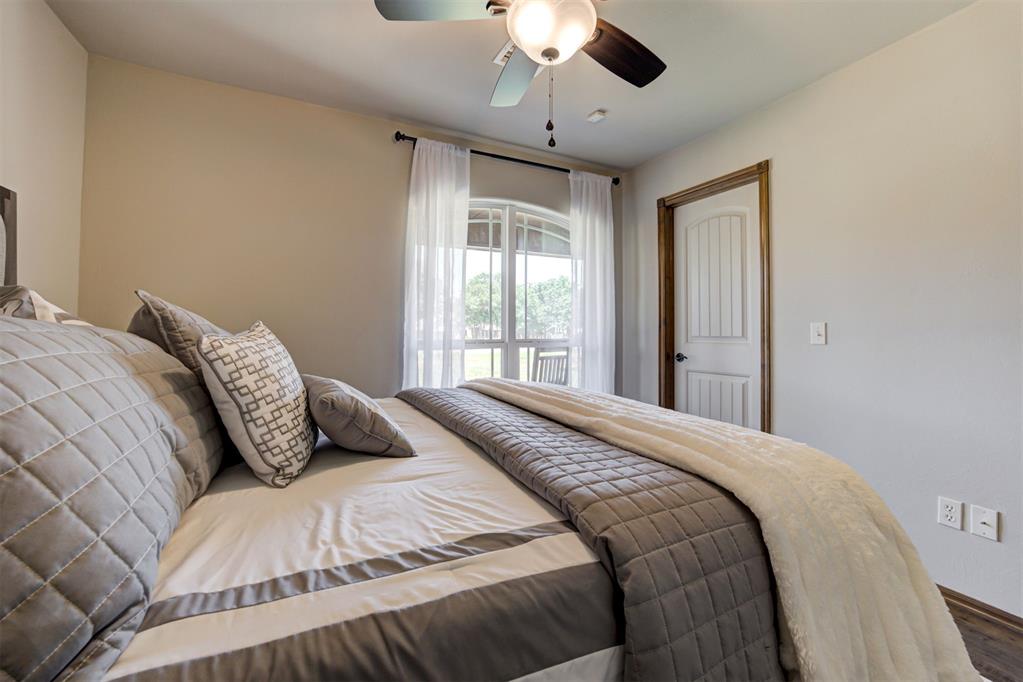 9100 Megans Way Property Photo 32