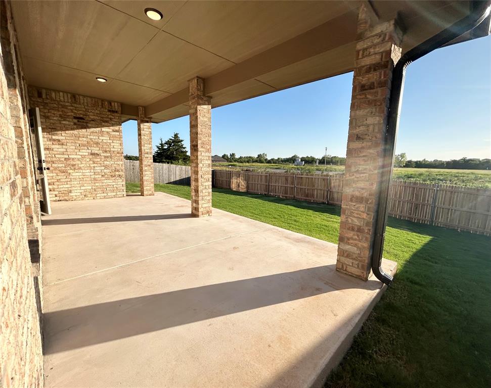 2029 Aminas Way Property Photo 25