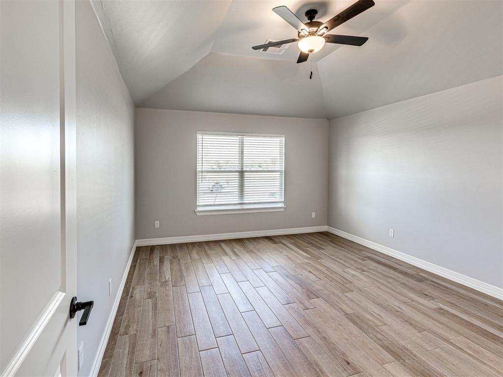 7712 Three Woods Lane Property Photo 17