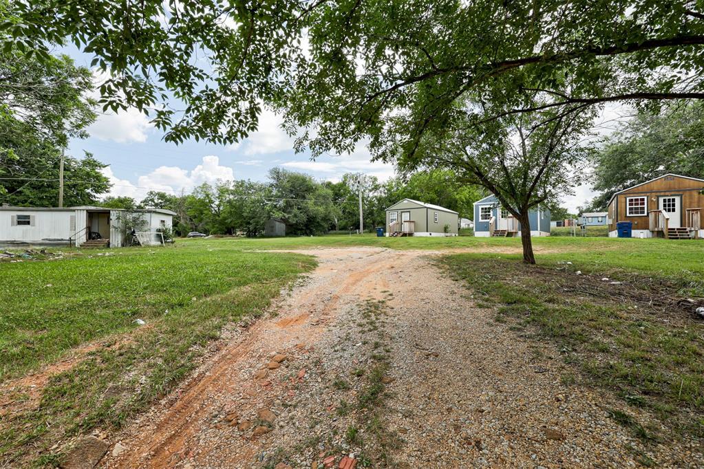 1313 Boren Boulevard Property Photo 2