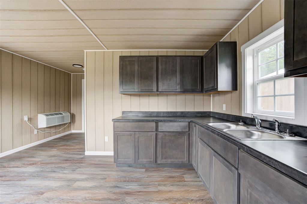 1313 Boren Boulevard Property Photo 14