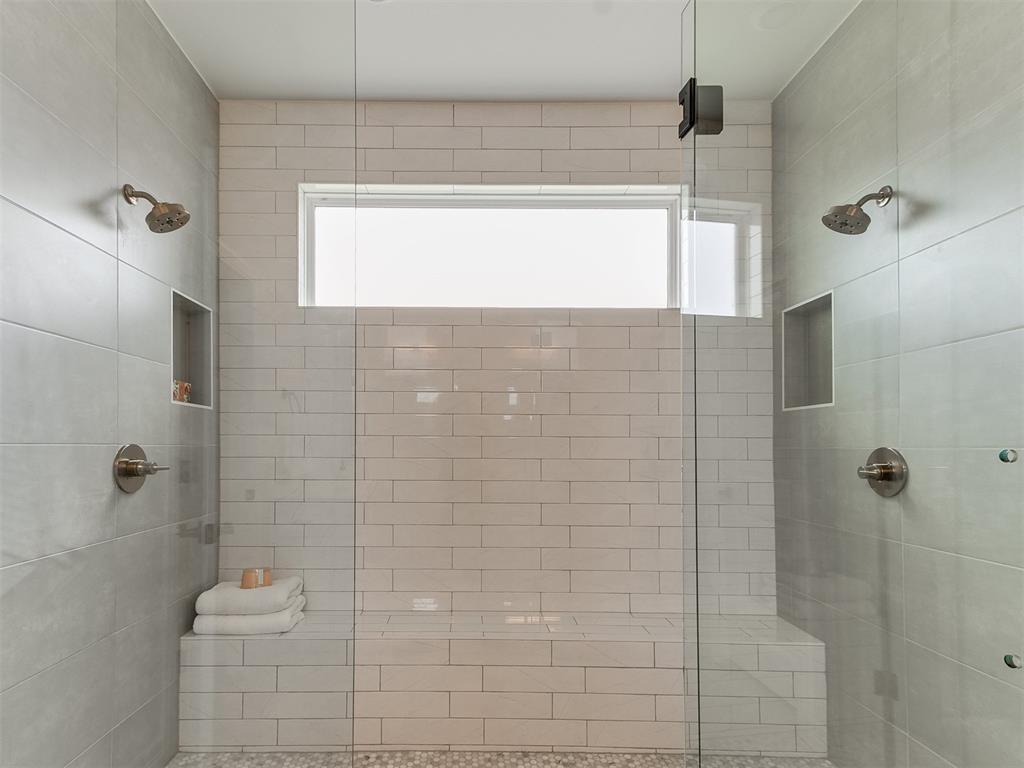 7717 Woods Edge Way Property Photo 26