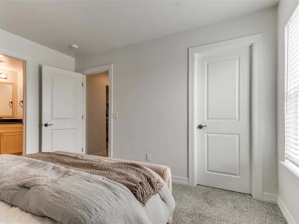 7717 Woods Edge Way Property Photo 34