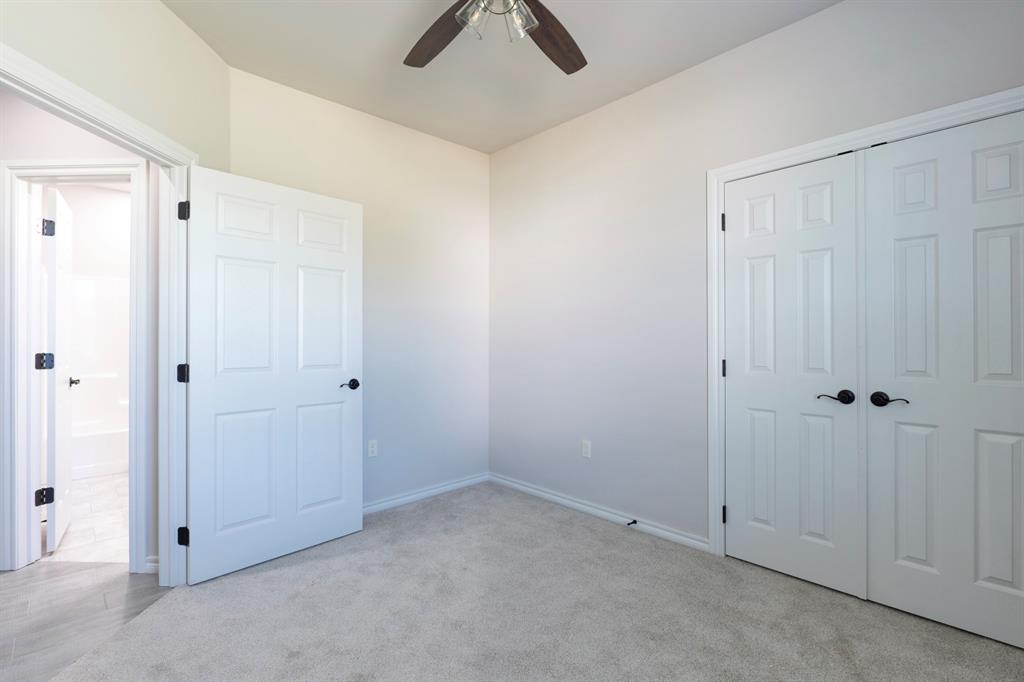 3930 Maple Grove Avenue Property Photo 26