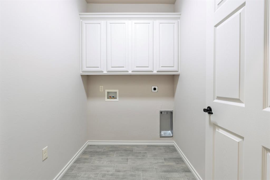 3930 Maple Grove Avenue Property Photo 28