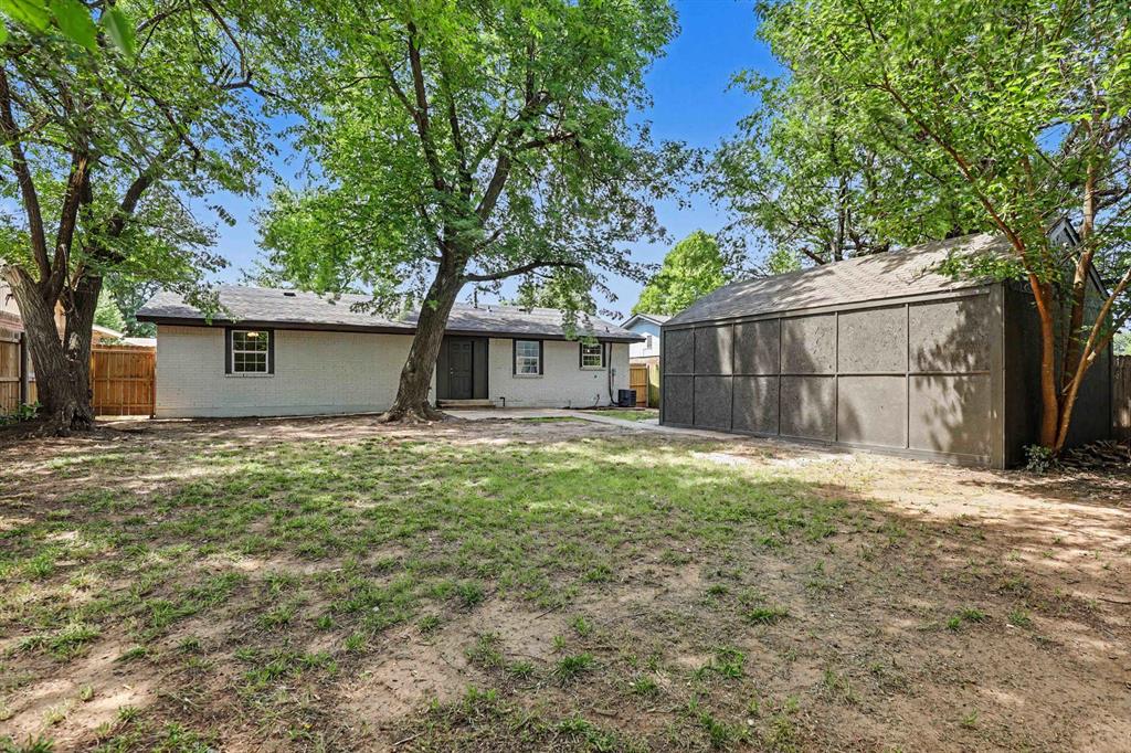9719 Ne 3rd Place Property Photo 17