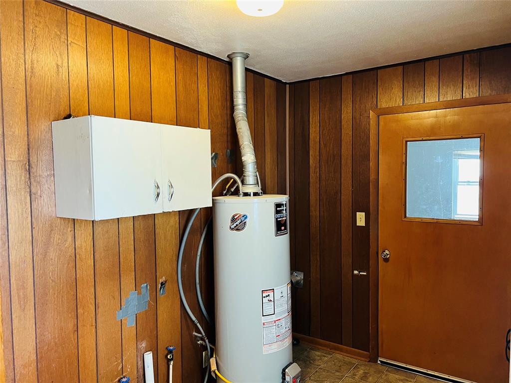 211 N Park Road Property Photo 10