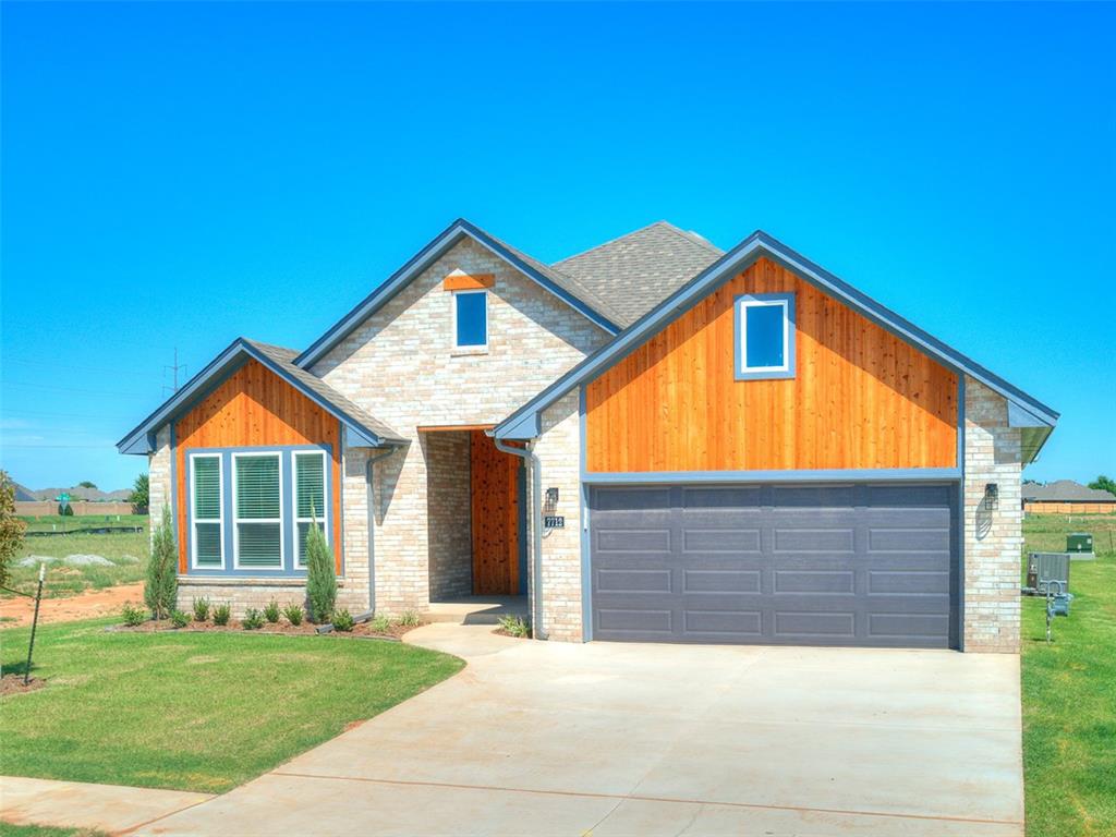 7712 Woods Edge Way Property Photo 4