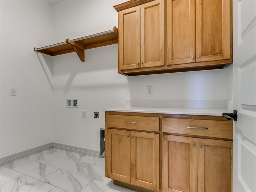 7712 Woods Edge Way Property Photo 42