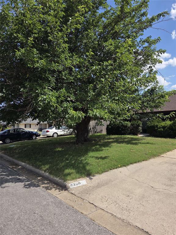 6208 Nw Chestnut Lane Property Photo 4
