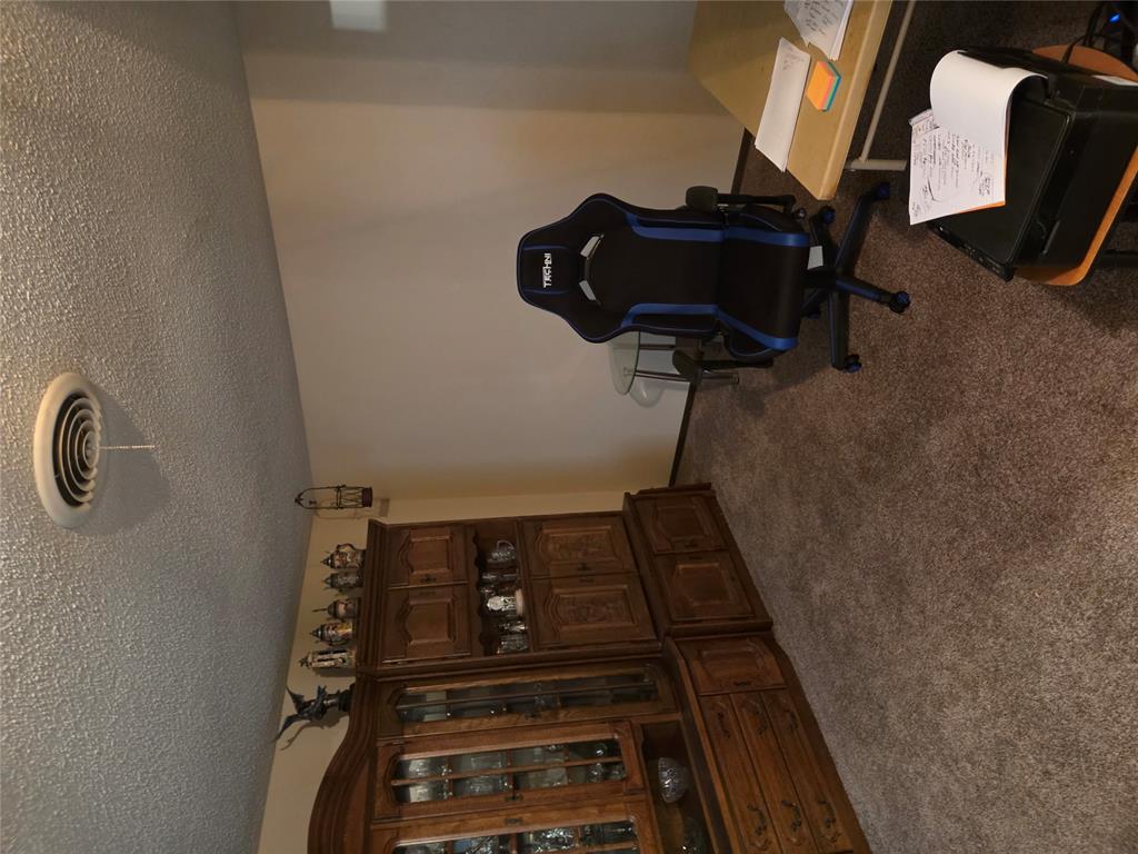 6208 Nw Chestnut Lane Property Photo 7