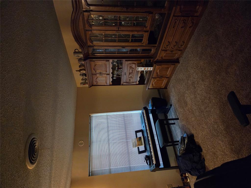 6208 Nw Chestnut Lane Property Photo 8