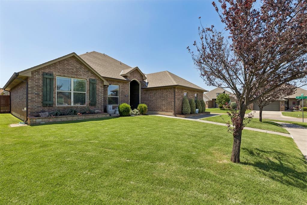 15925 Burkett Circle Property Photo 3