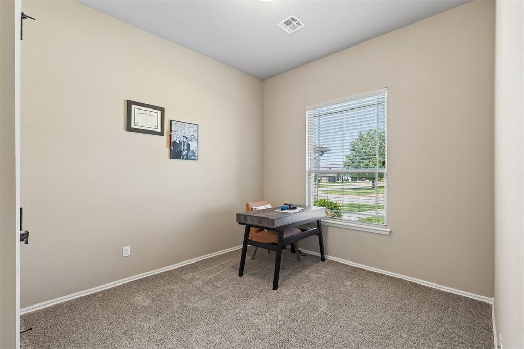 15925 Burkett Circle Property Photo 33