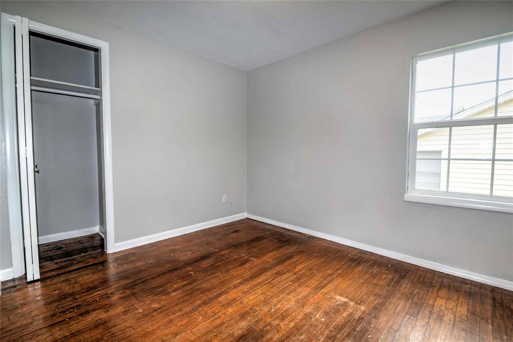 100 S Iowa Avenue Property Photo 9