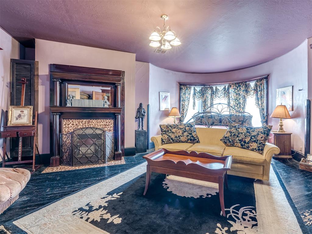 1016 W Warner Avenue Property Photo 25