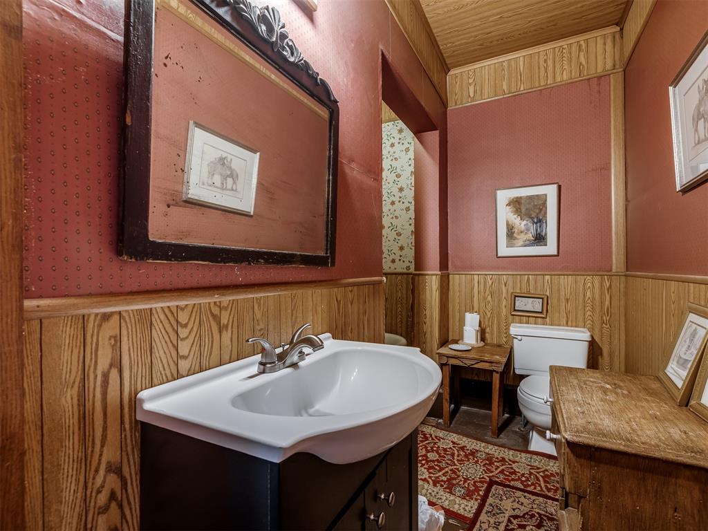1016 W Warner Avenue Property Photo 31