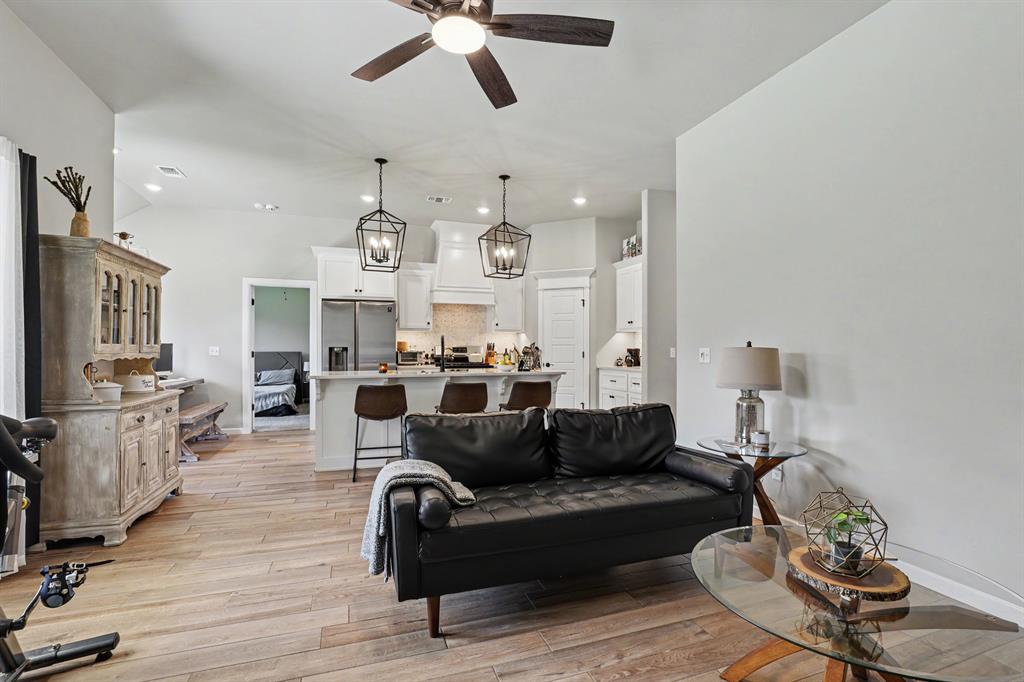 5225 Skylar Rae Road Property Photo 8