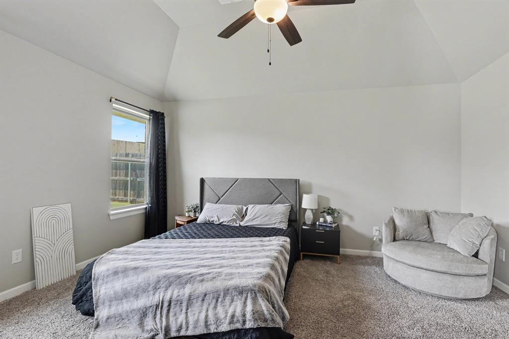 5225 Skylar Rae Road Property Photo 15