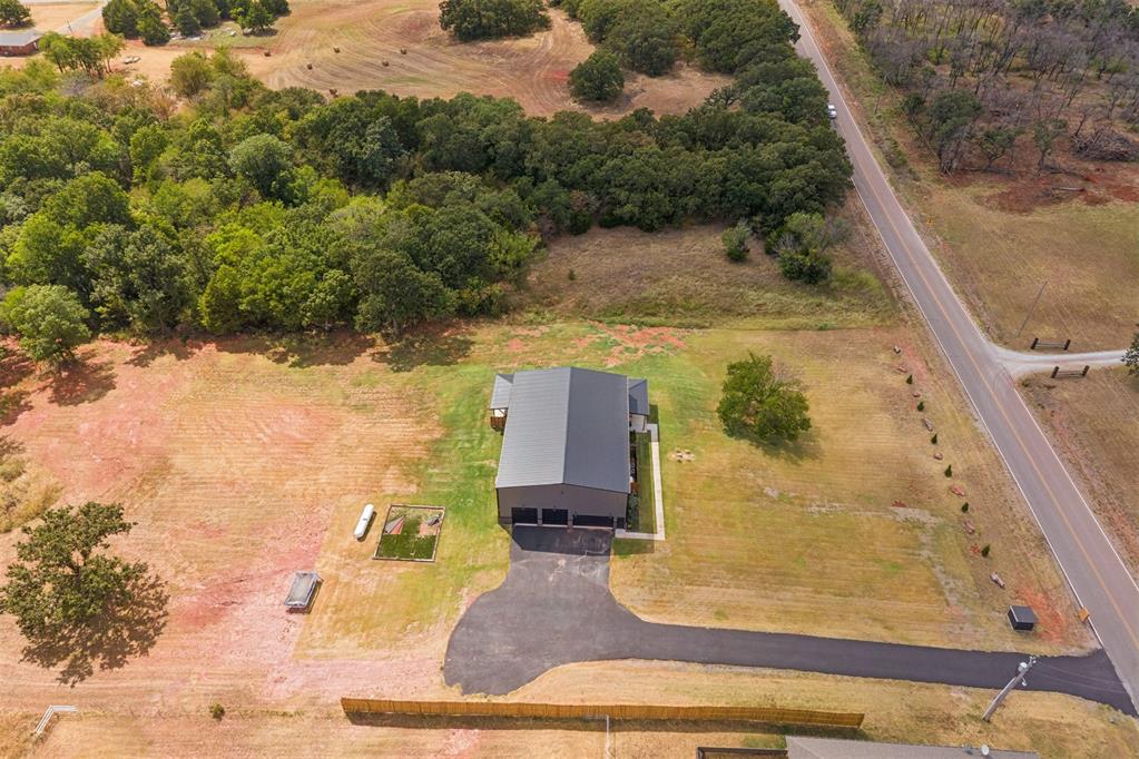 17210 E Coffee Creek Road Property Photo 5