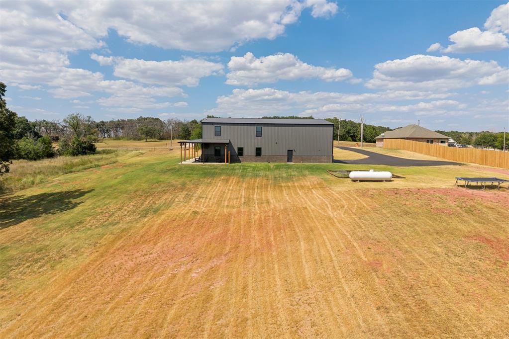 17210 E Coffee Creek Road Property Photo 8