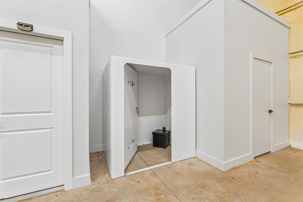 17210 E Coffee Creek Road Property Photo 35