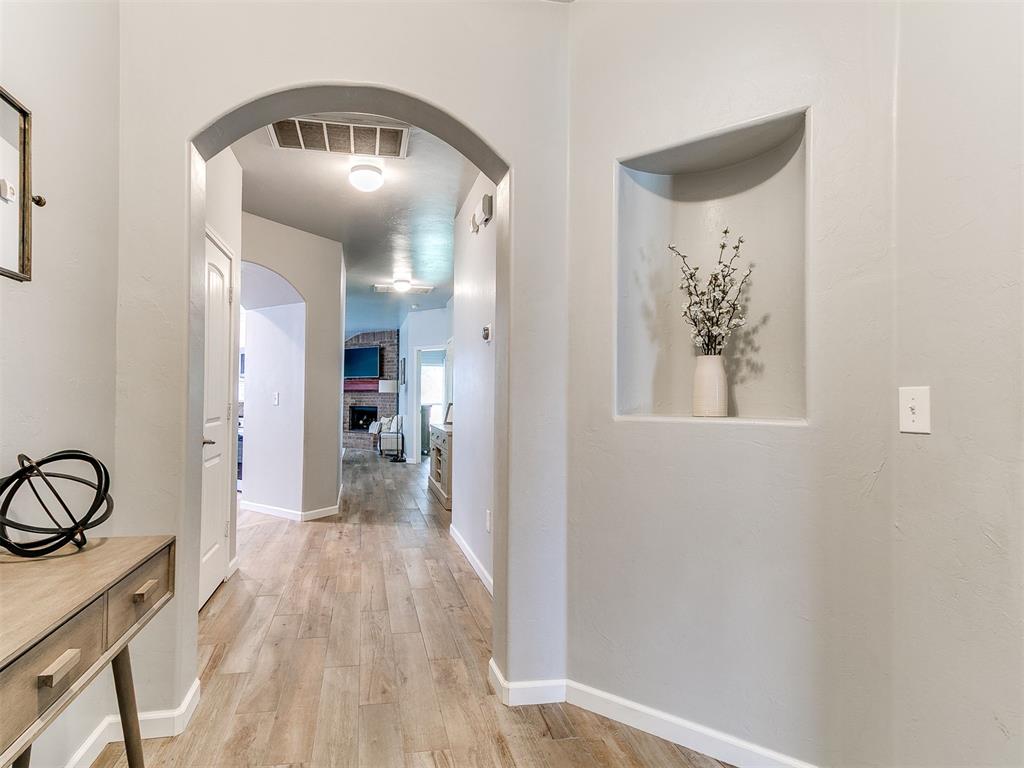 11233 Nw 97th Street Property Photo 7