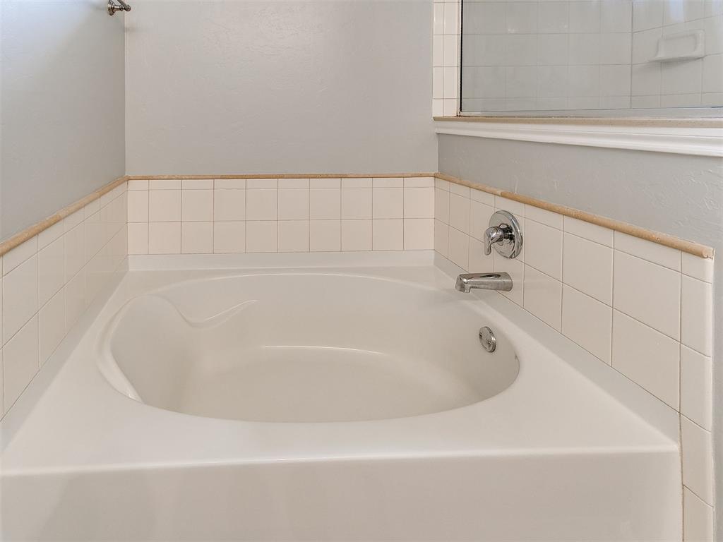 11233 Nw 97th Street Property Photo 26