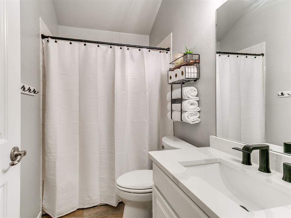 11233 Nw 97th Street Property Photo 31