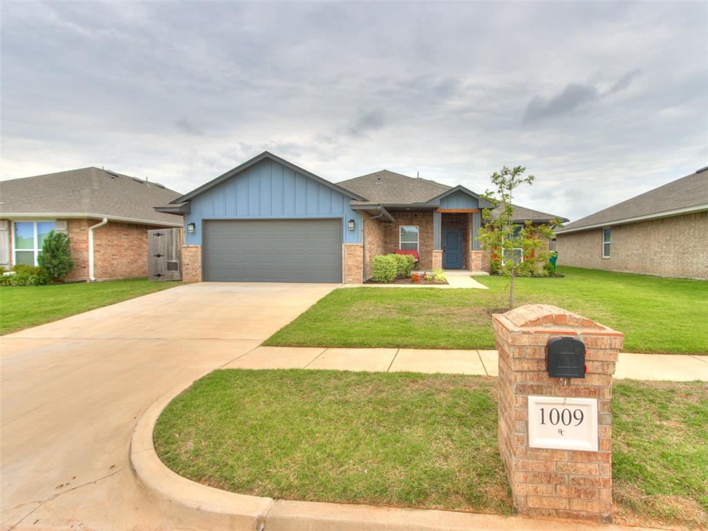 1009 Blackjack Creek Drive Property Photo 2