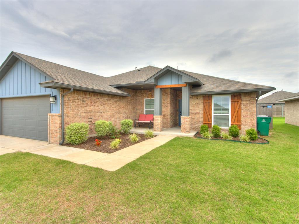 1009 Blackjack Creek Drive Property Photo 3
