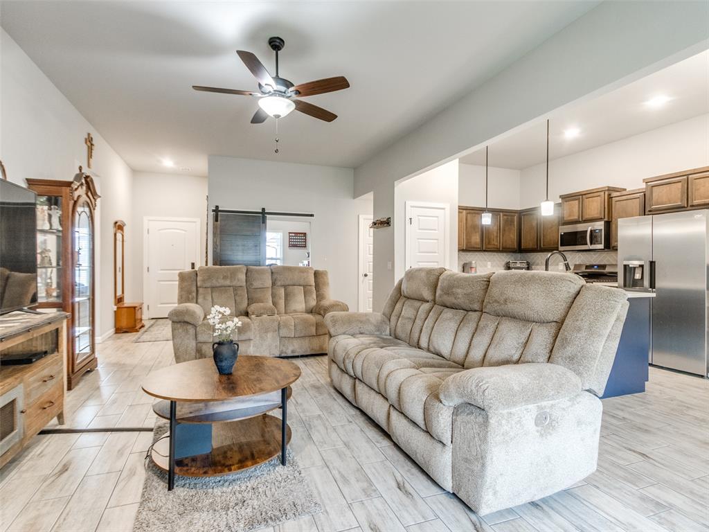 1009 Blackjack Creek Drive Property Photo 11