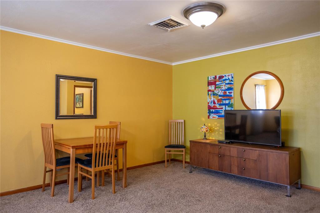 408 E Huber Avenue Property Photo 6