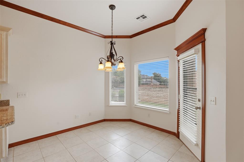 12508 Chateaux Road Property Photo 15